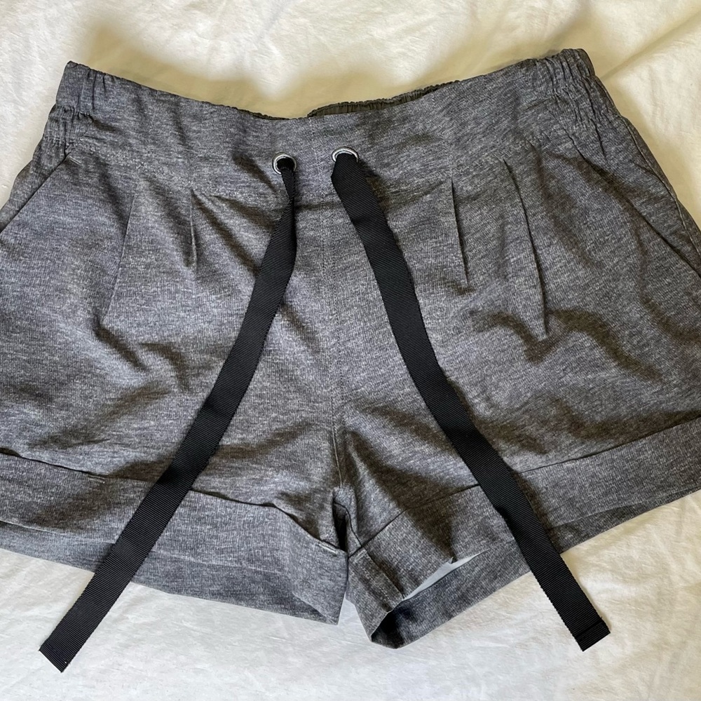 Lululemon grey shorts